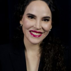 Headshot_Michelle Tarbox