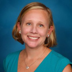 Lisa Swanson _Headshot (1)